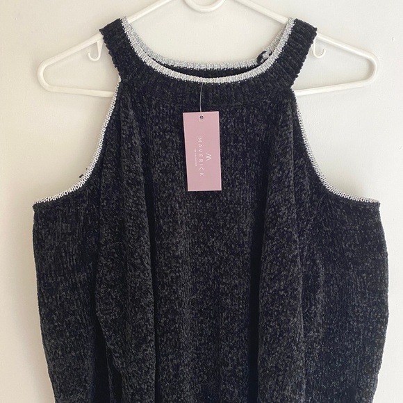 NWT Maverick The Collection Women's Open Shoulder Teddy Plush Sweater [US 1X] - Picture 9 of 14